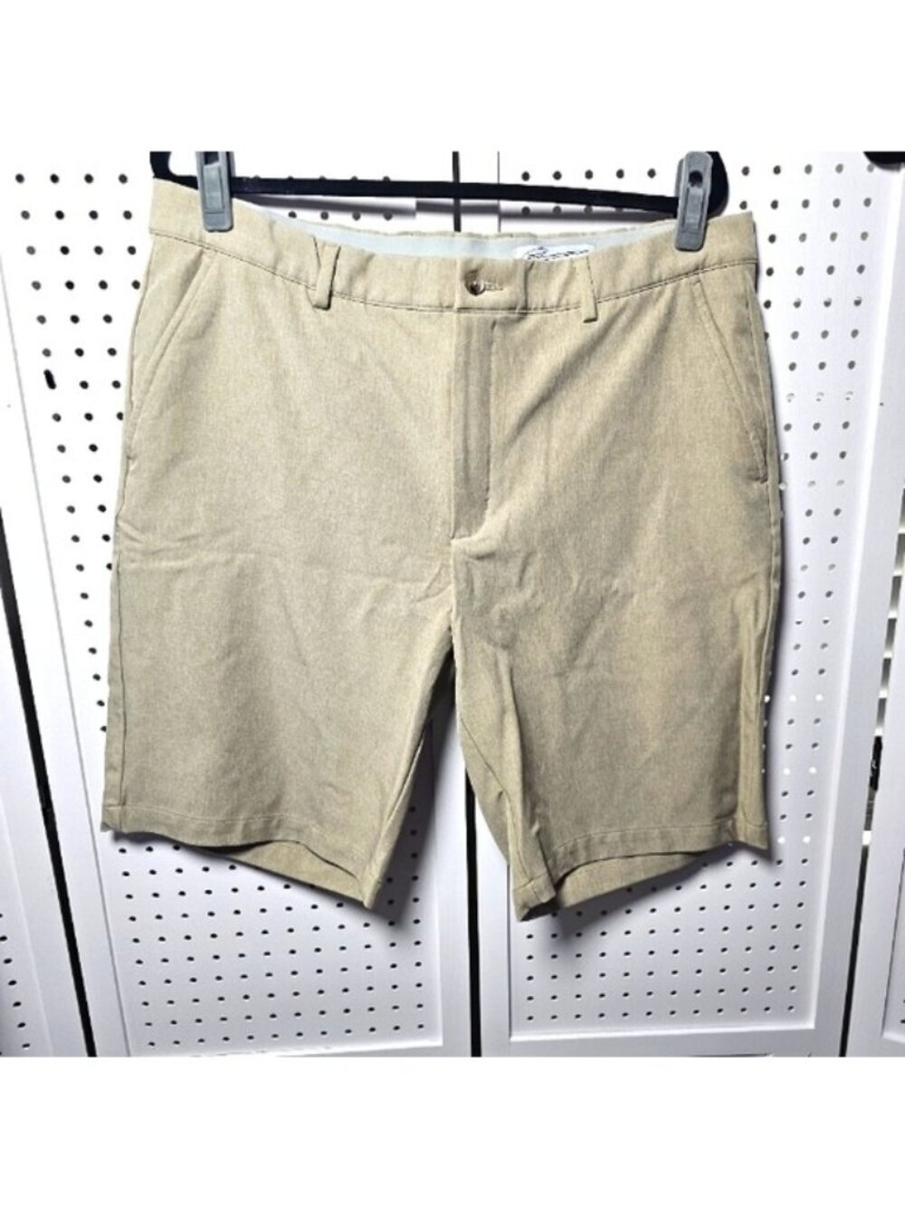 Greg Norman Size 38 Lightweight Golf Stretch Shorts EUC